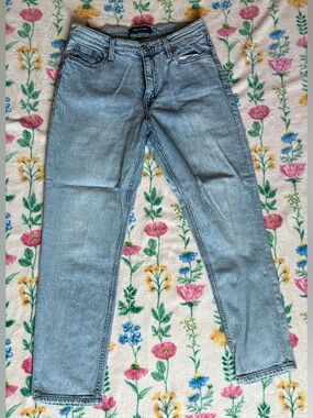 Aeropostale Light Blue Straight Leg Women’s Mom Jeans vintage style Size 6 Reg